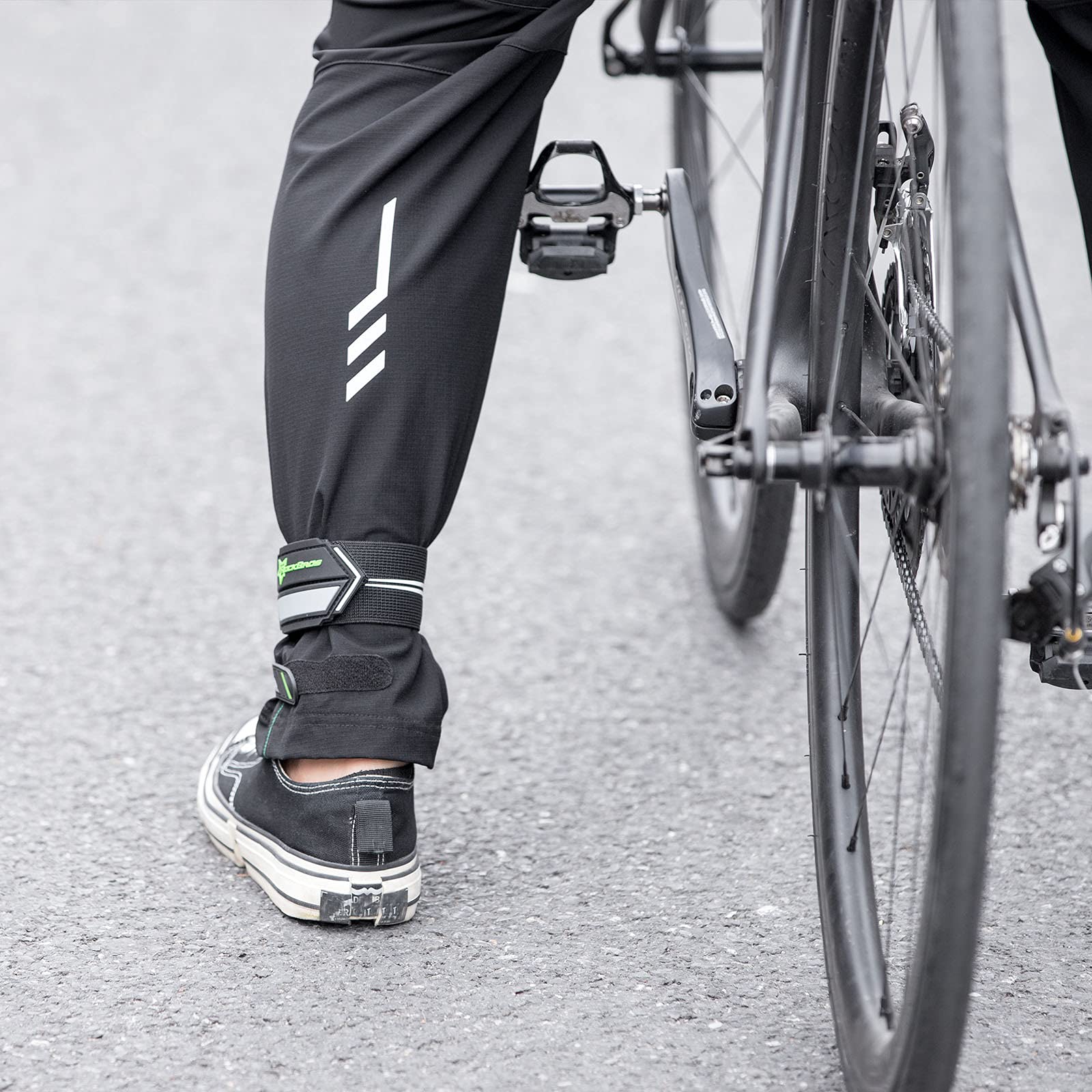 ROCKBROS Ankle Blousing with Hook & Loop for Cycling Walking & Running