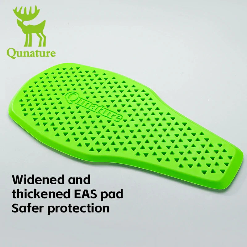 This black impact-resistant ski vest has thicker, safer eas padding