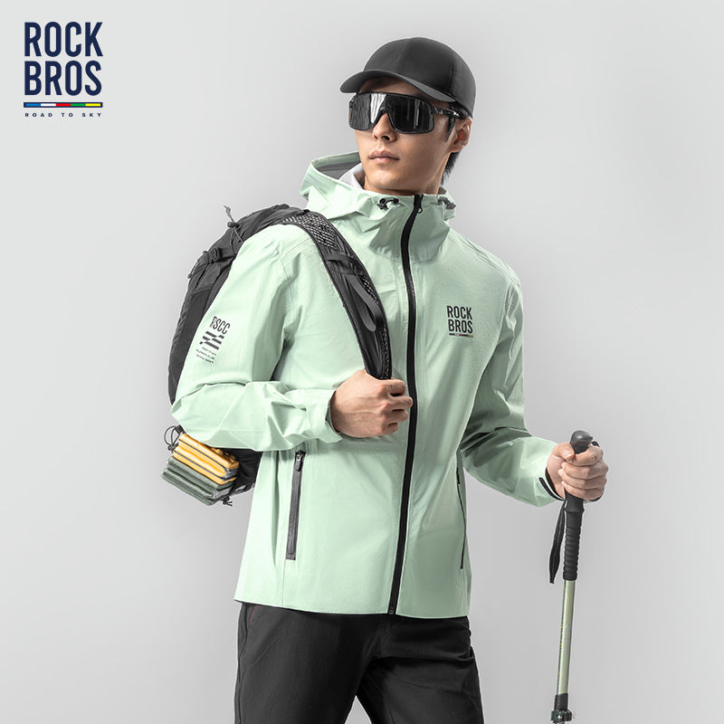 road-to-sky ultralight foldable rain jacket in hi-vis colour #Color_Green