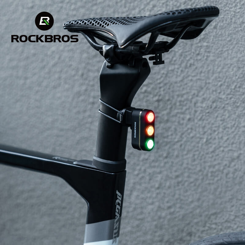 rockbros smart rear bike light with 3-colour led and brake-sensing technology