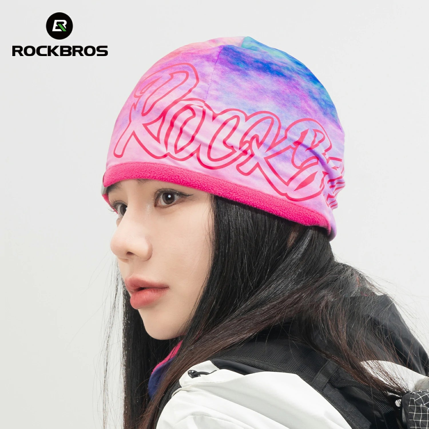 Soft inner lining thermal cycling cap providing warmth and comfort