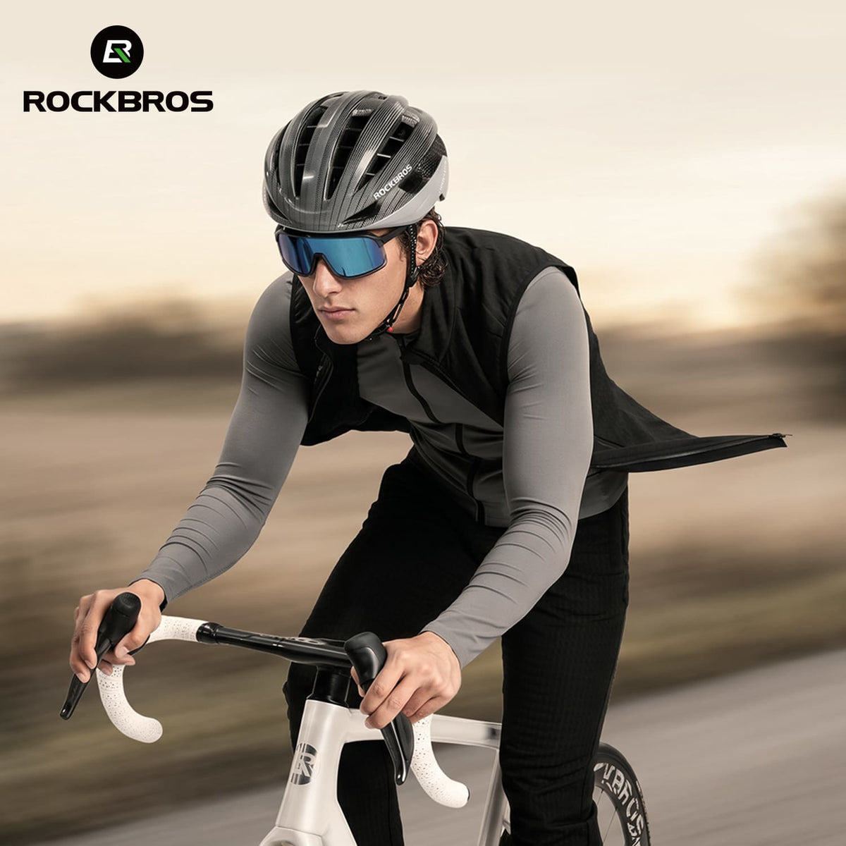 Insulated Cycling Gilet MJ014