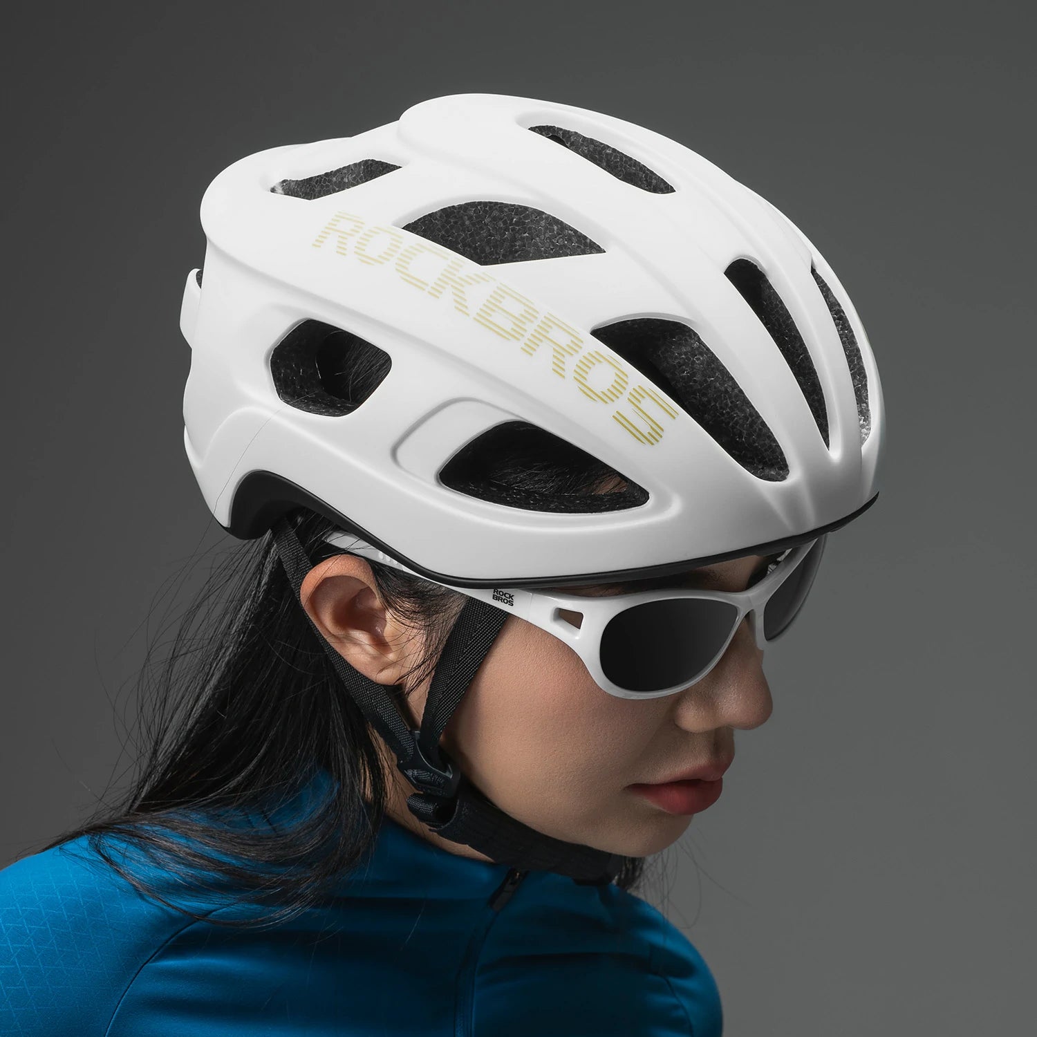 Lightweight Cycling Helmet CE Certified 58–62cm Fit